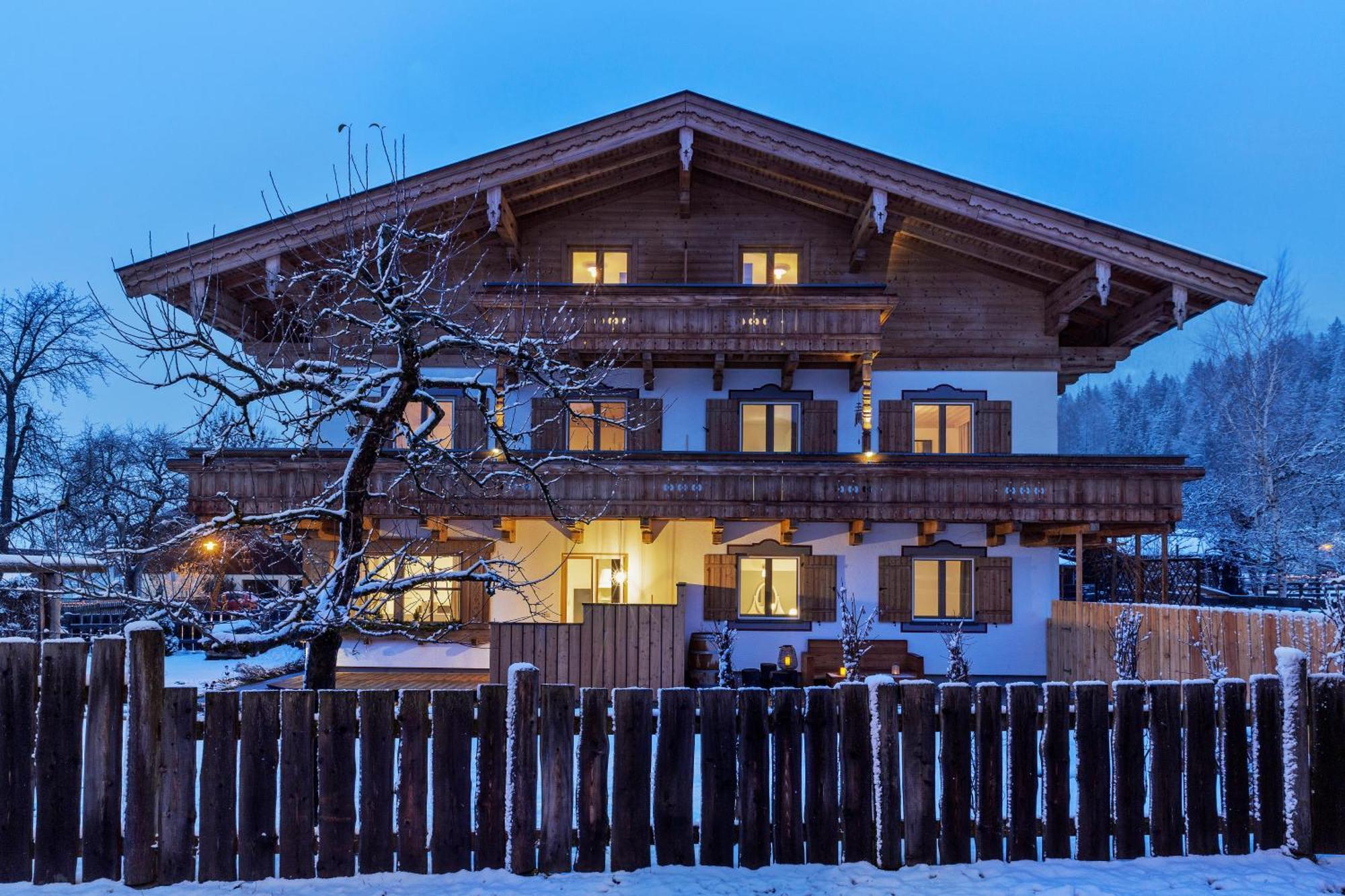 Bewegte Berge Apartments Saalfelden am Steinernen Meer Kültér fotó